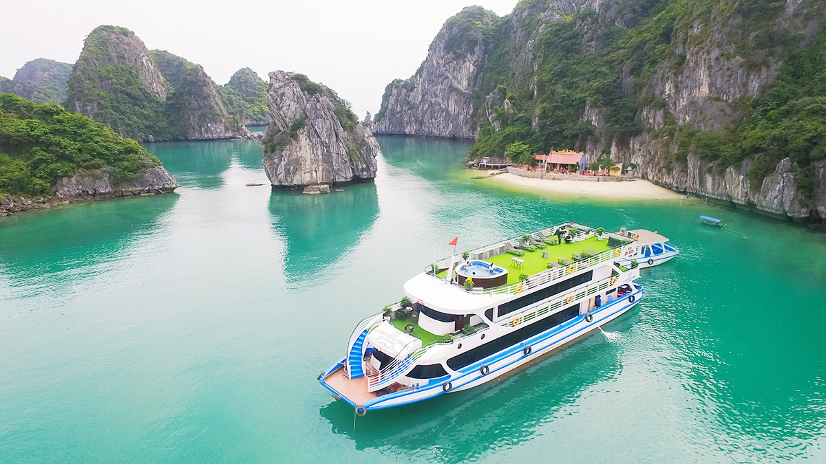 La Casta Daily Cruise thăm Vịnh Hạ Long 7 tiếng
