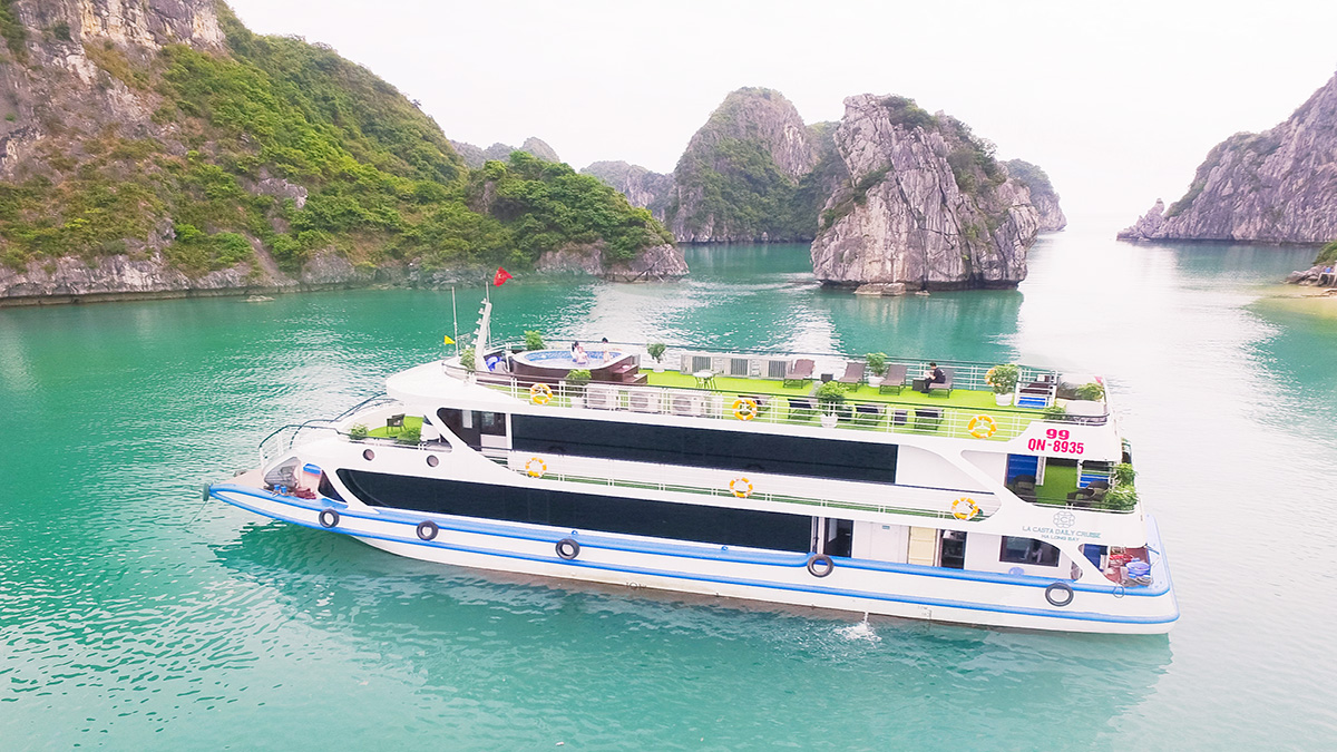 La Casta Premium Cruise thăm Vịnh Hạ Long 7 tiếng